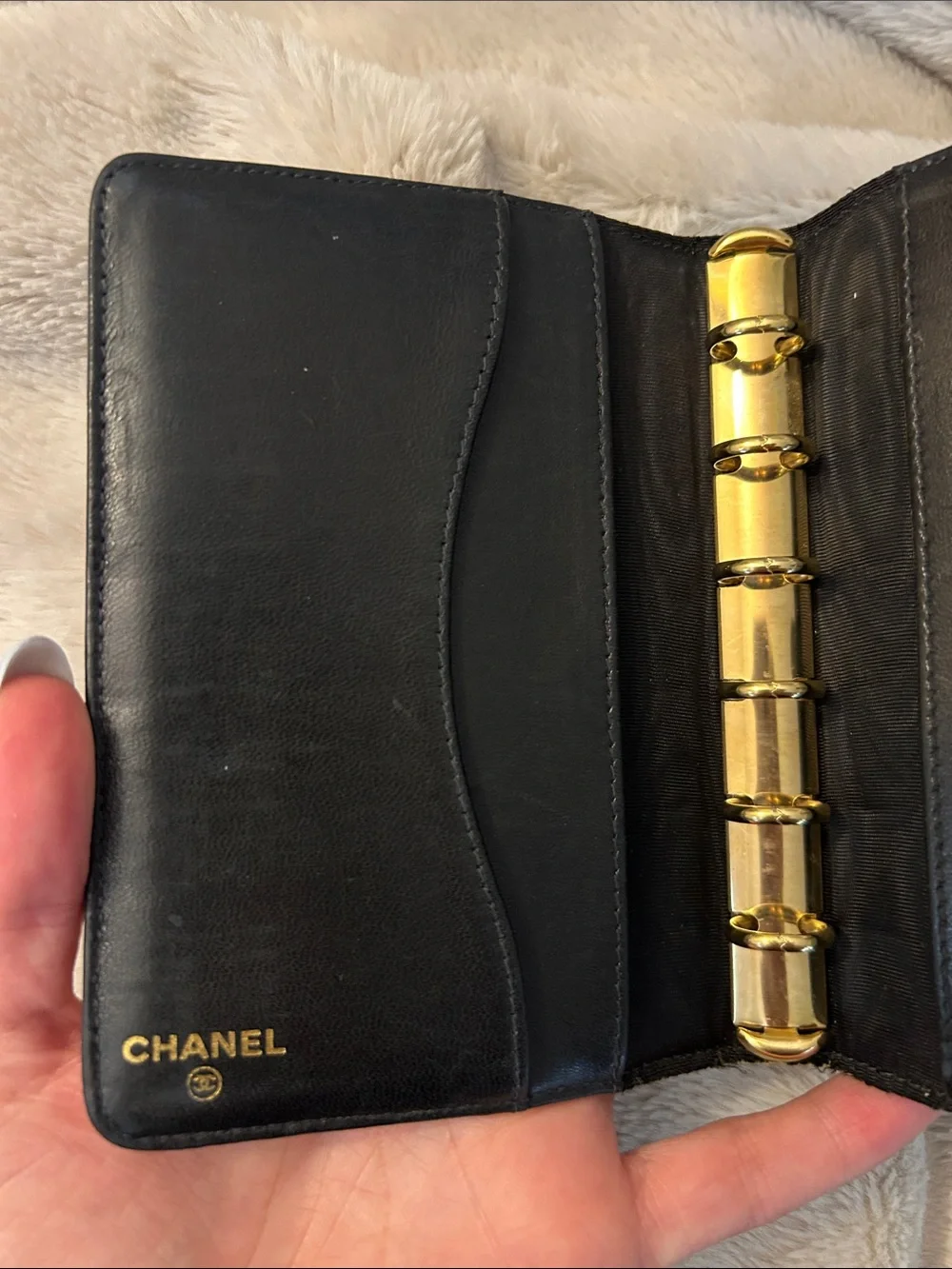 Chanel Black Patent Leather Agenda - Picture 6 of 10